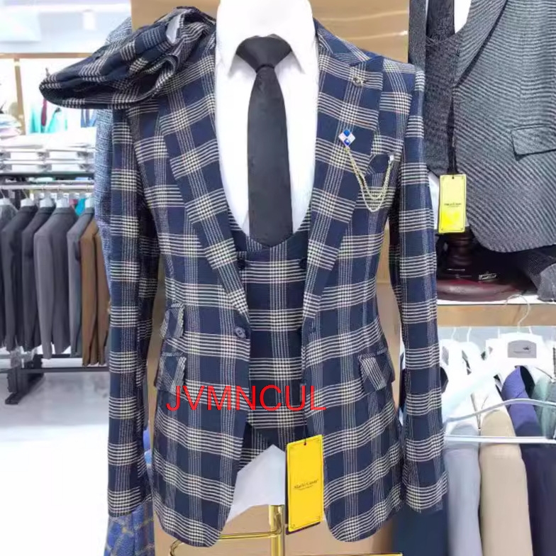 Men'S Formal Wear For Reception - Мужской костюм-тройка с цветовыми блоками: современный