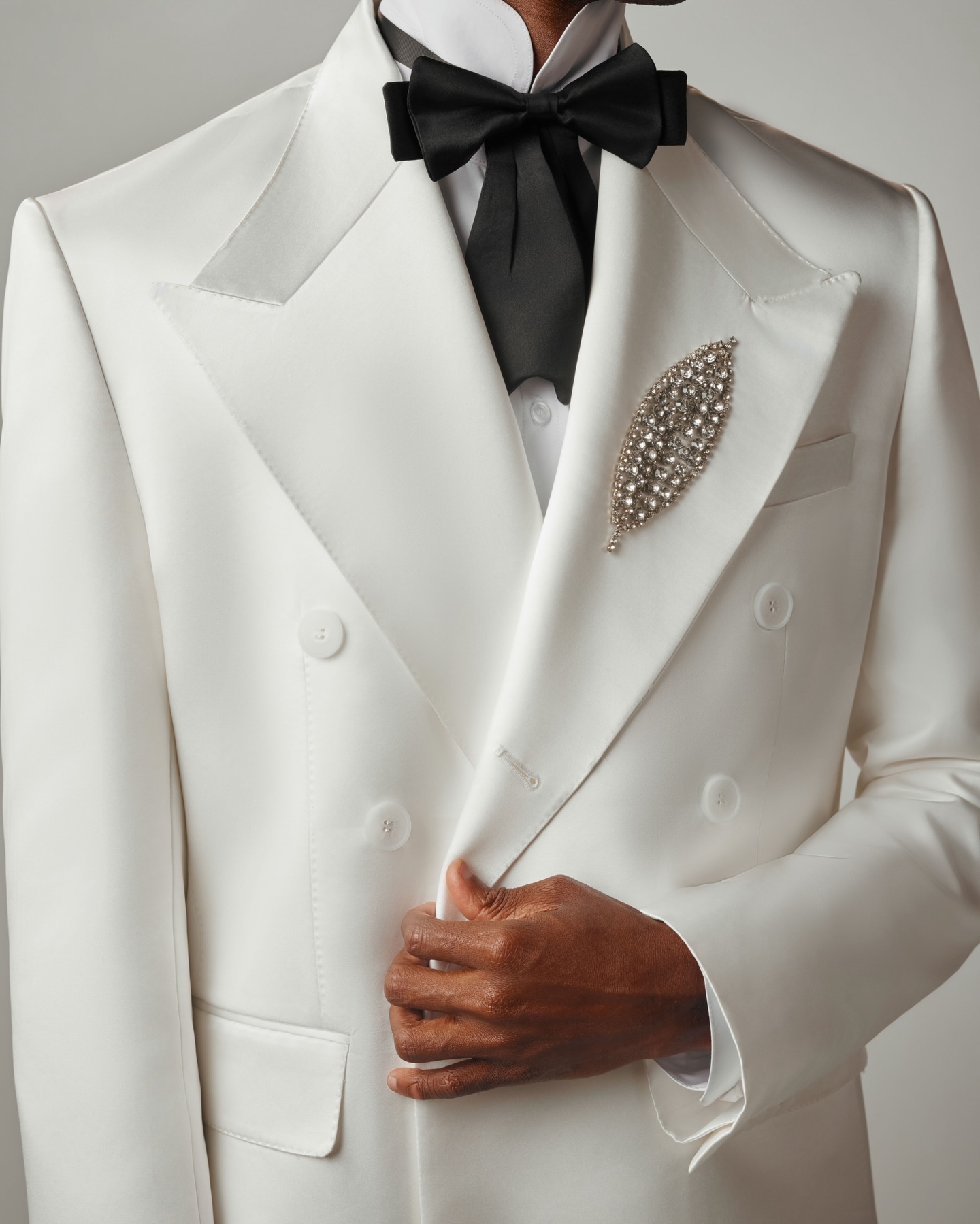 Белый мужской костюм-двойка: п – обзор и цена Men Formal Wear Black And White